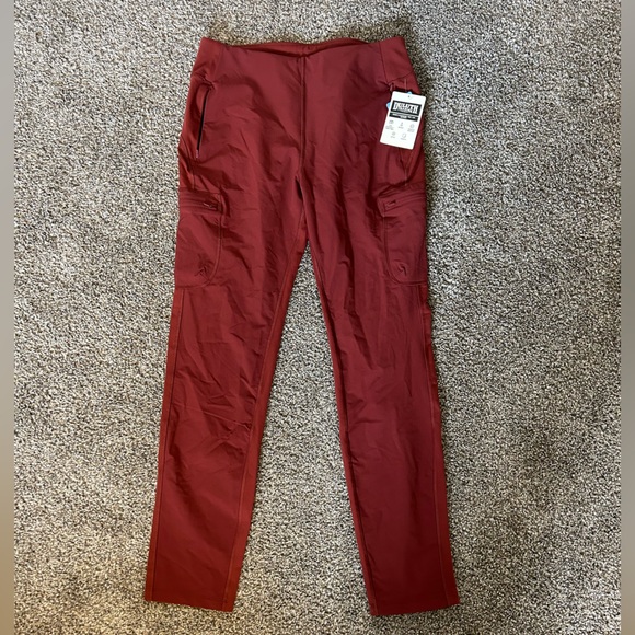 Yoga Slim Leg Pants - Picture 5 of 8